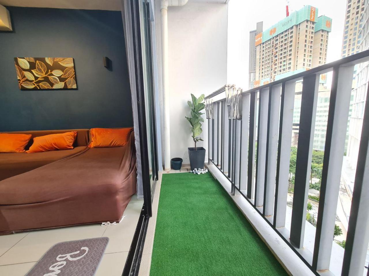 9Pax 2R2B Family Suite, I-City, I-Suite, Hyde, Beside Theme Park, Wifi 50-55" Smart Tv Shah Alam Exterior foto