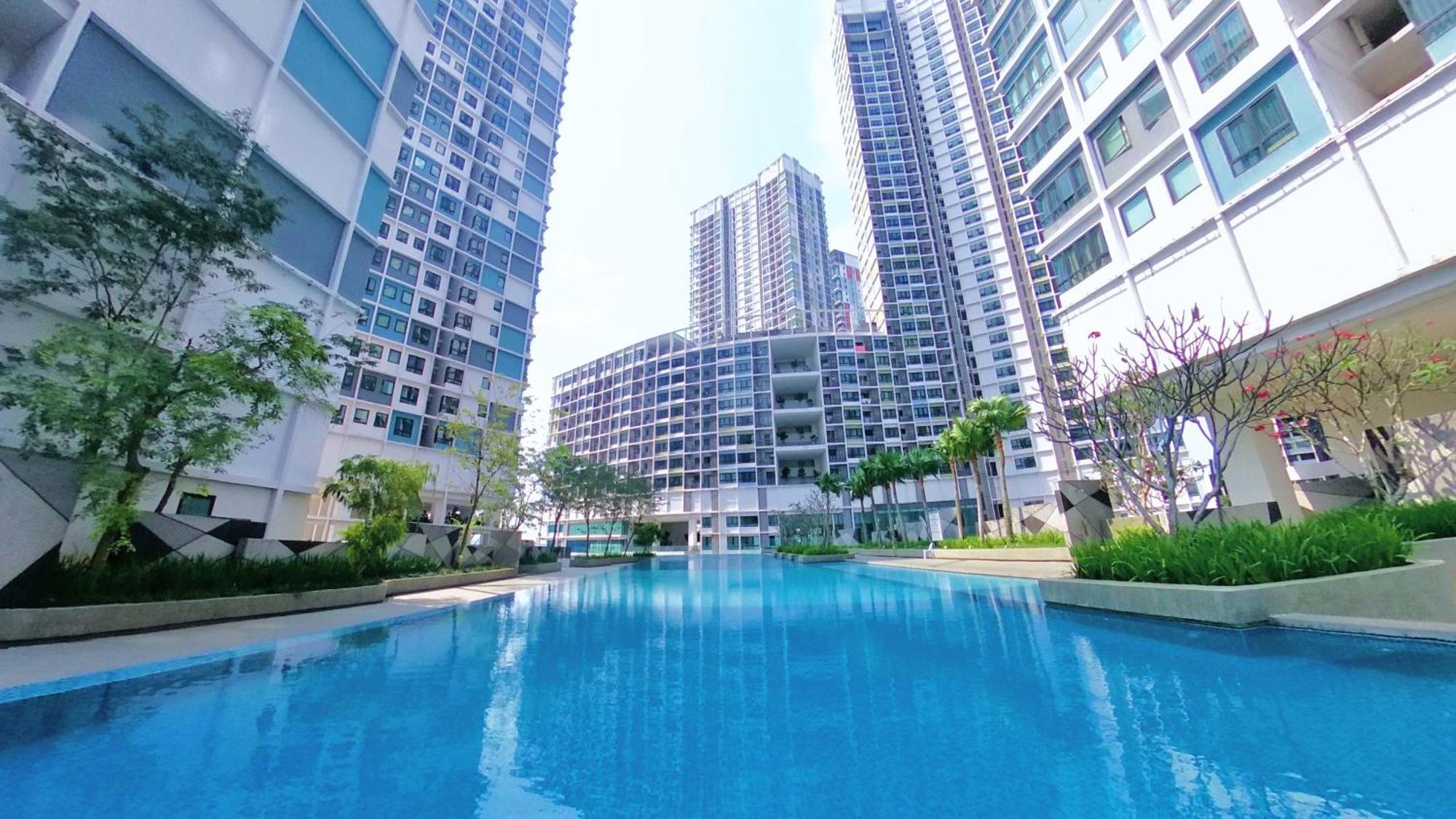 9Pax 2R2B Family Suite, I-City, I-Suite, Hyde, Beside Theme Park, Wifi 50-55" Smart Tv Shah Alam Exterior foto
